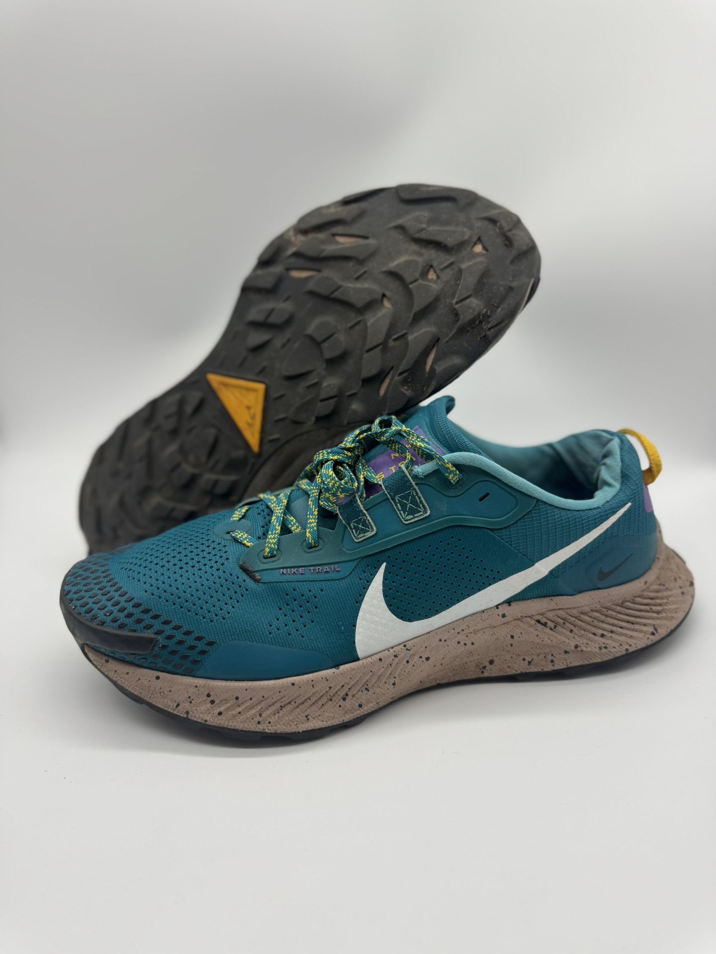 Nike Pegasus Trail 3 Mystic Teal Cross Trainer Sneakers Shoes Men’s 11.5 100% authentic. Good condition. The Nike Pegasus Trail 3 Mystic Teal Cross