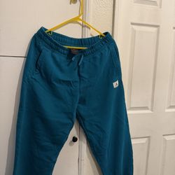 Women’s Pants