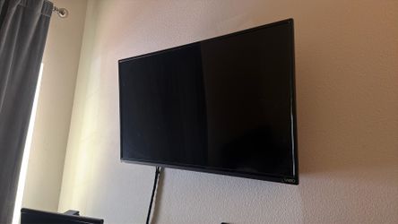 40” ‘ TV