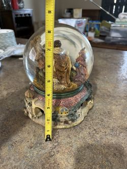 Vintage Musical Snow globe