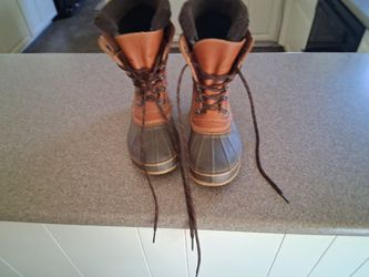 For Sale : L.L. Bean wzter/snow-proof hunting boots