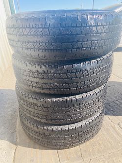 235/75R17 4 used tires Hankook