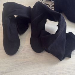 Up To Knee Black Boots Size 7 1/2