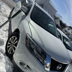 Nissan Pathfinder 2015