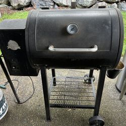 Pit Boss 700FB Wood Fired Pellet Grill and Smoker
