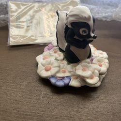 WALT DISNEY CLASSICS COLLECTION- BAMBI- "OH ... GOSH - CERAMIC FIGURINE