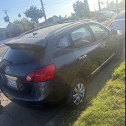 2015 Nissan rogue 155k