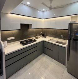 Custom Kitchen Cabinets