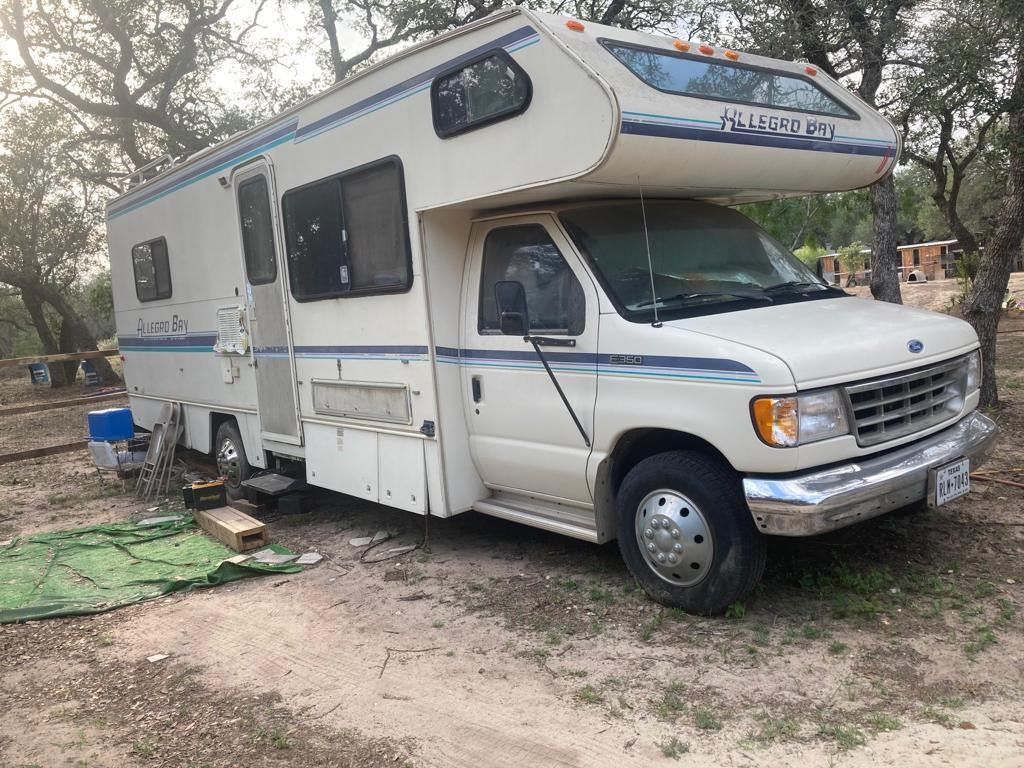 1992 Ford E350 for Sale in Elmendorf, TX - OfferUp