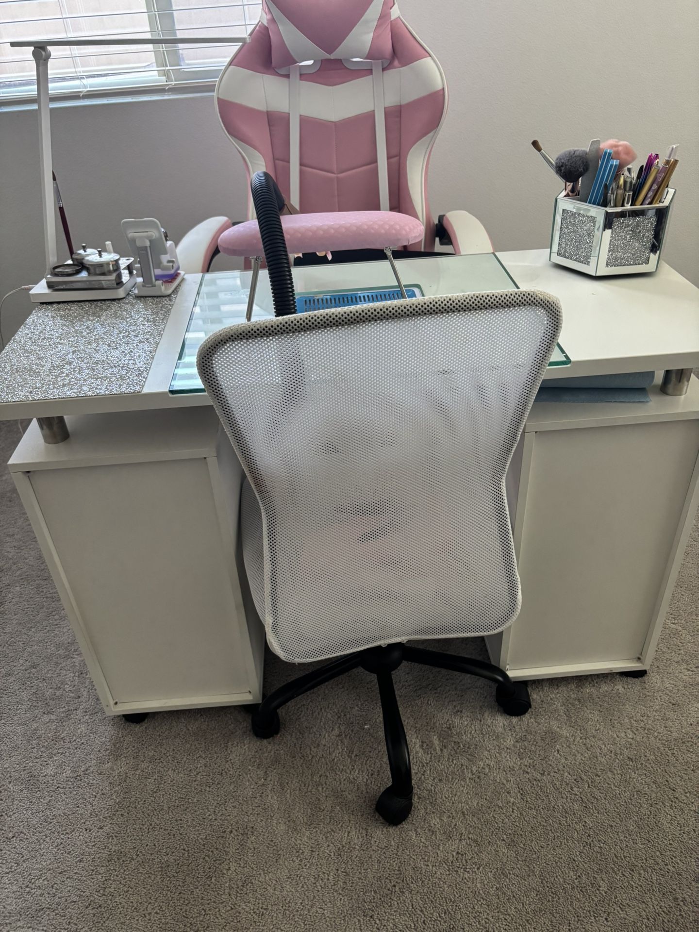 Nail Desk   Only Everything Else Sold Separately