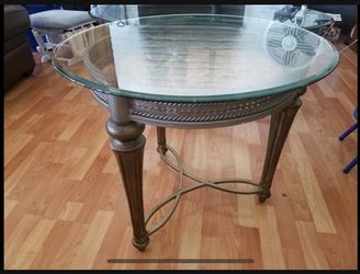 PRETTY CENTER AND SIDE TABLES