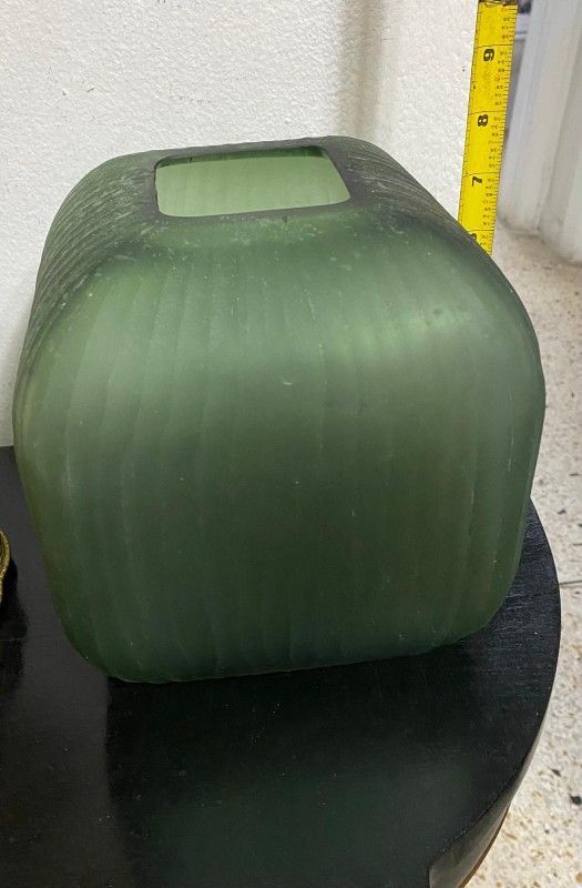 JARRON ANTIGUO CUADRADO DE CRISTAL NEVADO