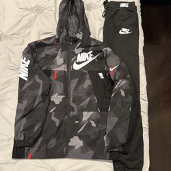 Nike Windbreaker Set