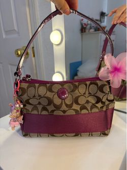 purple coach purse comes with sonny angel 💜