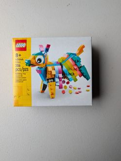 Lego set Pinata