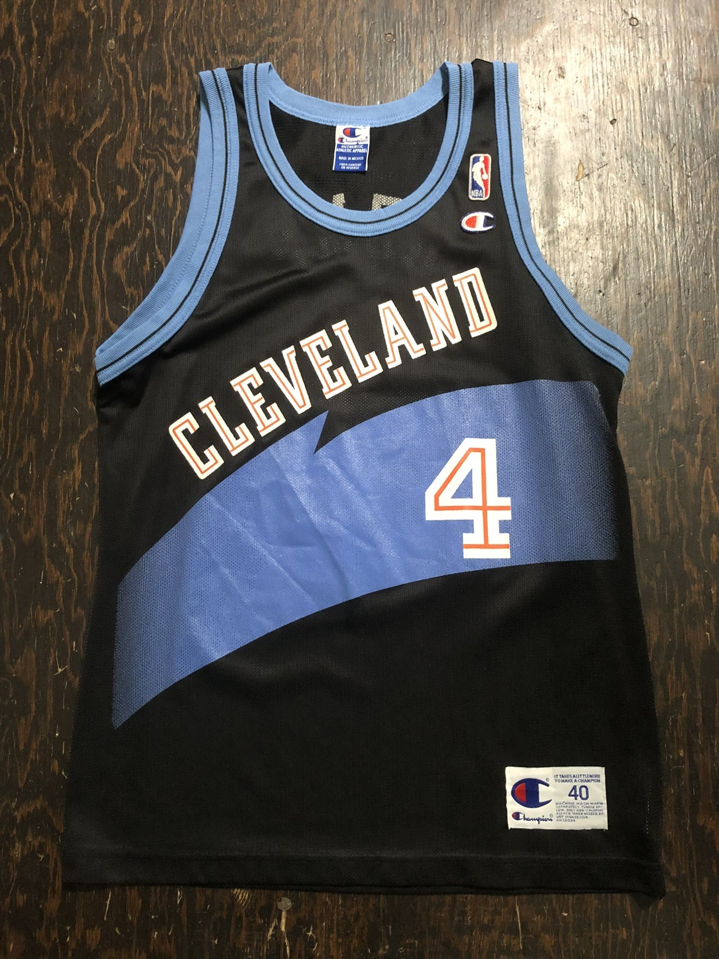 Vintage NBA Shawn Kemp Champion Jersey