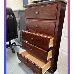 5 drawers dresser / Five drawers dresser