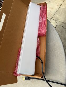 22W White LED Under Cabinet Light Fixture