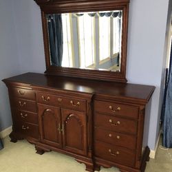Dresser With Mirror - Lot Of Storage Space
