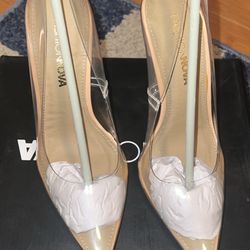 Fashion Nova- Clear The Air Clear Pump