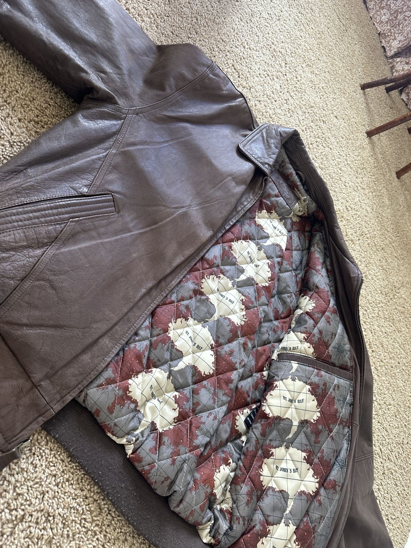 St Johns Bay Vintage Genuine Leather Brown Bomber Jacket Men’s Lined Map Print Quilted Interior