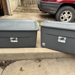 2 X LARGE ROLLING STORAGE containers with lids