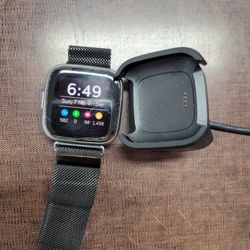  Fitbit Versa 2