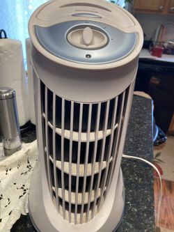 Honeywell QuietClean Compact Mini Tower Air Purifier - White, HFD010