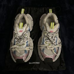 Balenciagas 3xls