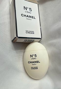 damage box CHANEL N°5 L'EAU On Hand Cream, 1.7 oz./ 50 ml