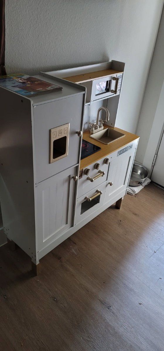 Toy kitchen Set