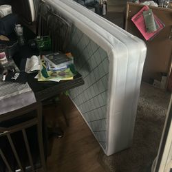 Free Twin Boxspring 