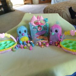 Hatchimals  21 Pets 2 Baskets  & Waterslide Park 