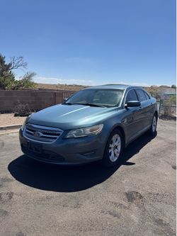 2010 Ford Taurus