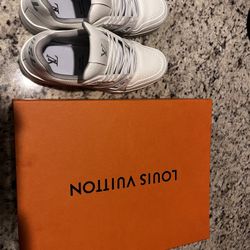 Louis Vuitton White Trainer Shoes