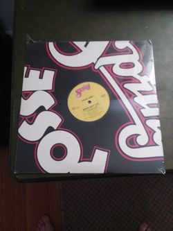 Spring posse 45 rpm baby say yes.Sping records never opened.