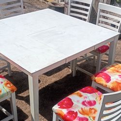 Dining Room Table With Chairs 