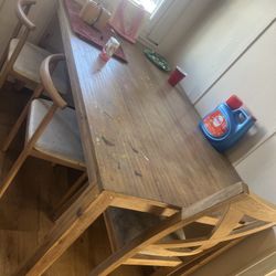 Free Dining Table