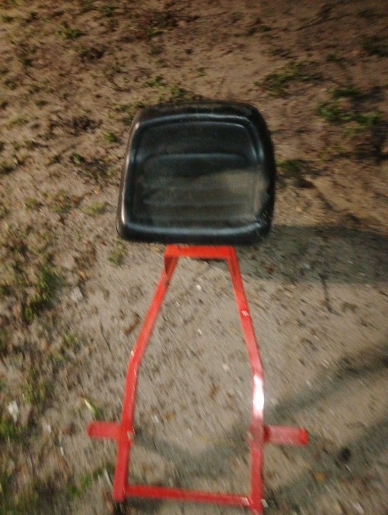 Toro Stool For A Walk Behind
