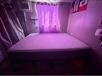 Queen bed