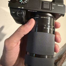 Sony A6400 Camera & 55-210 Lens