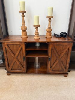 Wood cabinet