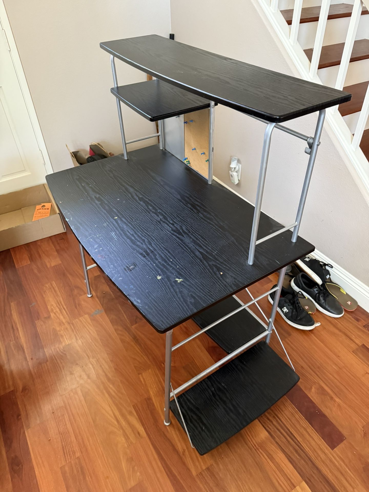 Computer/laprop Desk.
