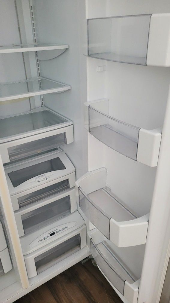 GE Monogram Refrigerator Stainless Counter Depth Side By Side 36" x 26