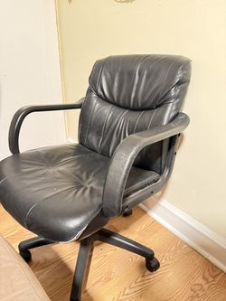 Computer chair free