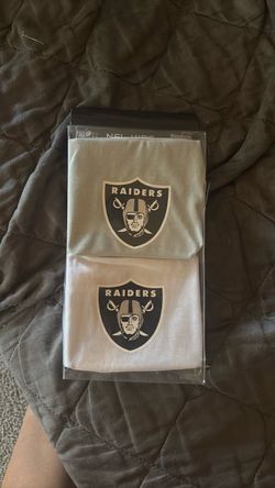 Raider baby bibs
