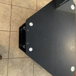 Black Glass tV  Stand