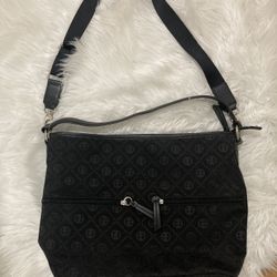 Giani Bernini Black Handbag Shoulder Bag Purse Casual Women’s Logo Everyday