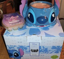FIRM AND MERCED ‼️DISNEY'S STITCH SCENTSY WARMER PLUGIN
