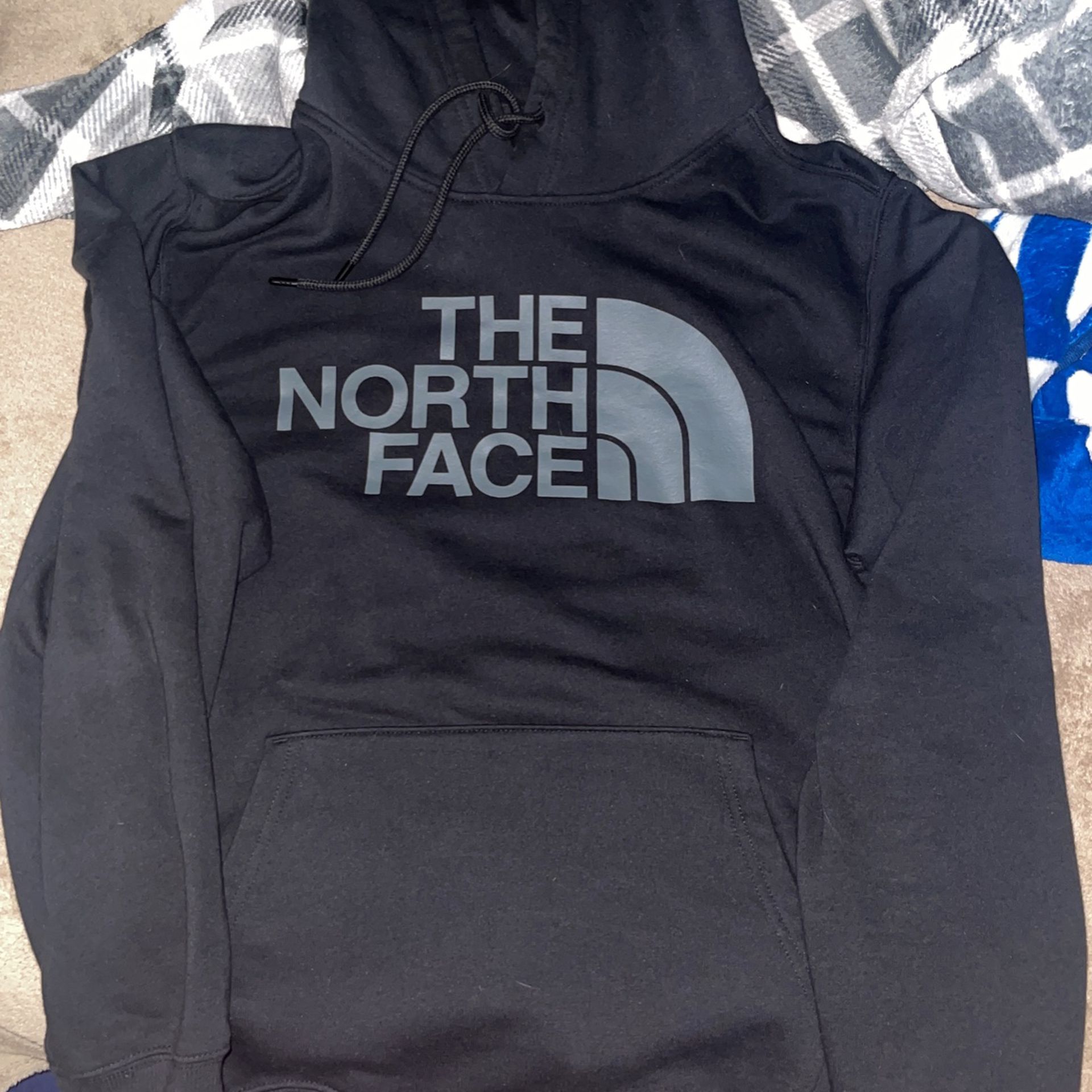 The North Face Hoodie Size LARGE 